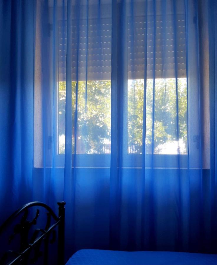 Bed & Breakfast "Camera A Sud" カリアーティ エクステリア 写真