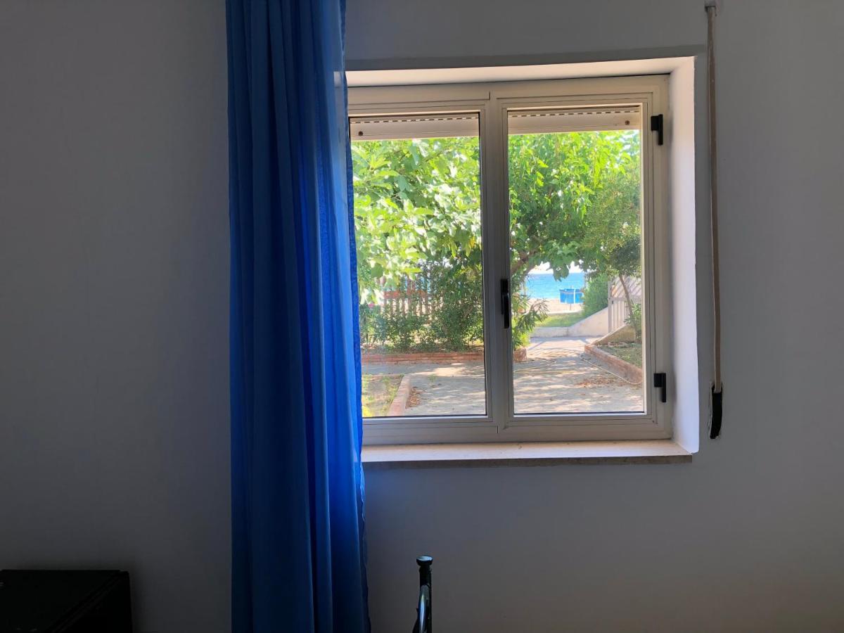 Bed & Breakfast "Camera A Sud" カリアーティ エクステリア 写真